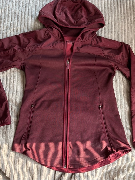 The North Face Jackets & Blazers - The North Face Women's Burgundy Hooded Ski Jacket Fleece Layer